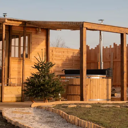 La Roulotte - Bain Nordique - Sauna Et Animaux Hytte