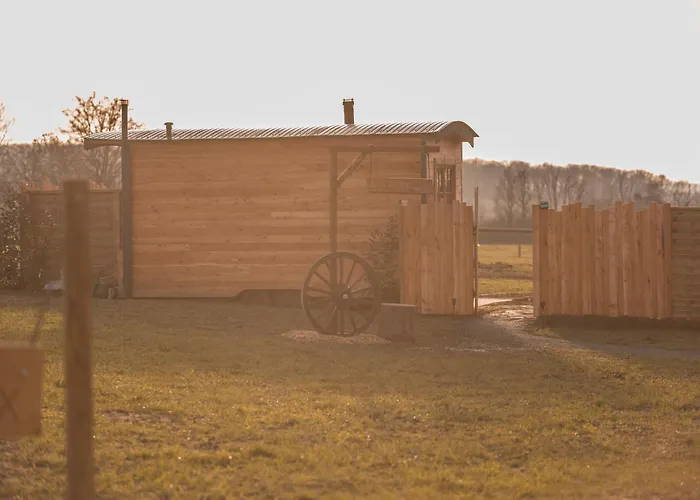 La Roulotte - Bain Nordique Et Animaux